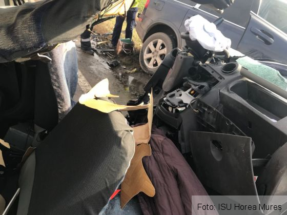 Doi soţi din BRAŞOV au murit în accidentul rutier produs ieri, în Mureş (GALERIE FOTO) 2 accident mures 2_245138.jpg