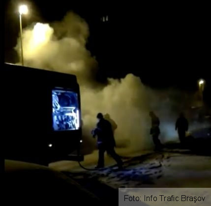 autoutilitara foc 4_245091.jpg