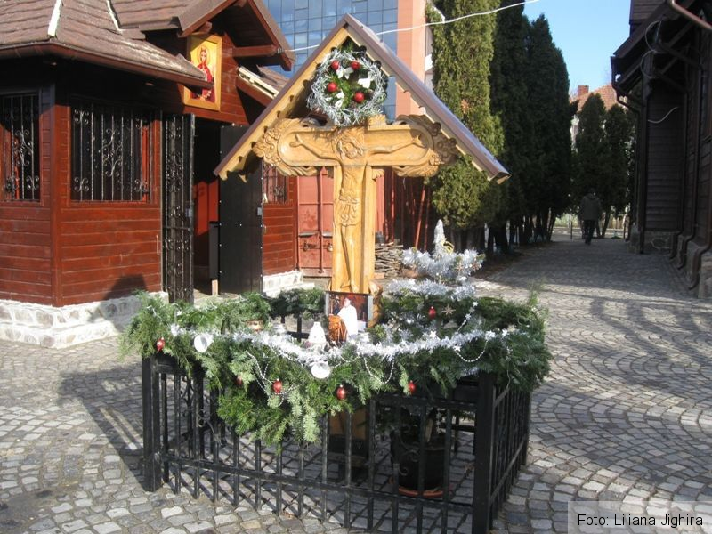 BRAȘOV. Sărbătoarea de astăzi e al doilea hram al bisericii de lemn din Centrul Civic 2 img-6762.jpg