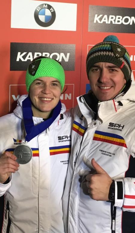 Raluca Strămăturaru, LOCUL 2 în Canada!!! 2 stramaturaru1_2.jpg