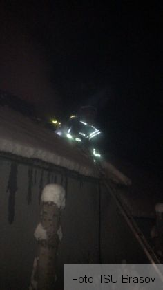 BRAȘOV. Incendiu în Tărlungeni! O persoană posibil decedată... Update: A murit în incendiul provocat intenționat (foto) 5 IMG-20180118-WA0005_246530.jpg