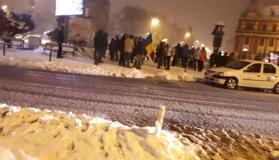 Zeci de mii de oameni au participat la protestul anticorupție 2 protest20ianbrasov2.jpg
