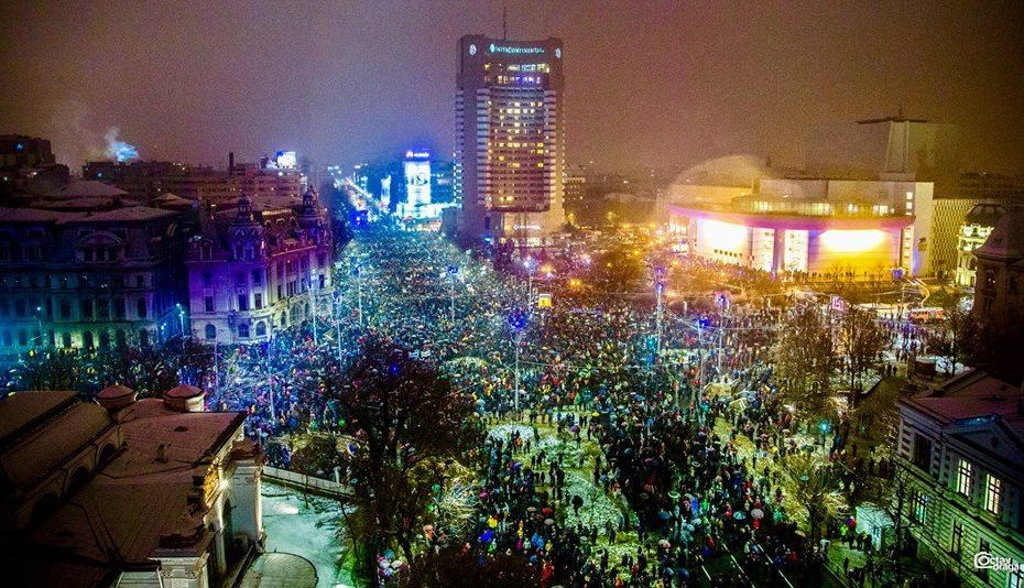 Zeci de mii de oameni au participat la protestul anticorupție 6 protestbucureti1.jpg