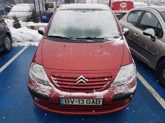 BRAȘOV. Nesimțirea din parcări. Cele mai căutate sunt locurile destinate persoanelor cu handicap! „Nu avem ce să le facem” - GALERIE FOTO 5 5_248101.jpg