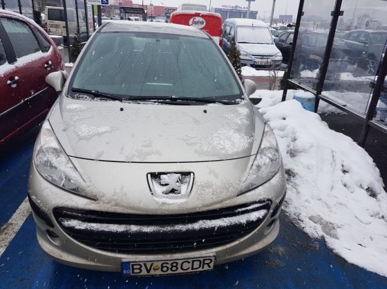 BRAȘOV. Nesimțirea din parcări. Cele mai căutate sunt locurile destinate persoanelor cu handicap! „Nu avem ce să le facem” - GALERIE FOTO 6 6_248106.jpg