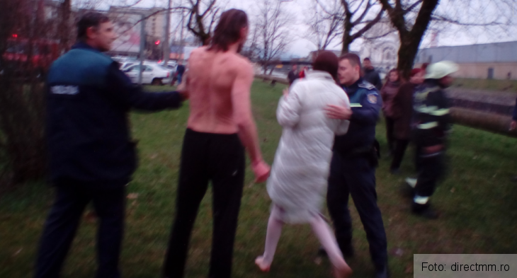 BRAŞOVEAN resuscitat de medici, după ce ar fi fost ARUNCAT INTENŢIONAT într-un râu (FOTO) 2 brasovean rau 2_249090.png