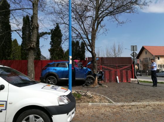 BRAŞOV. Accident în Tractorul (FOTO) 3 30623637_1009626749202885_4315715140545675264_o_250126.jpg