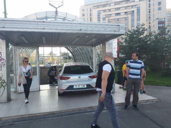 masina in pasaj_250041.jpeg