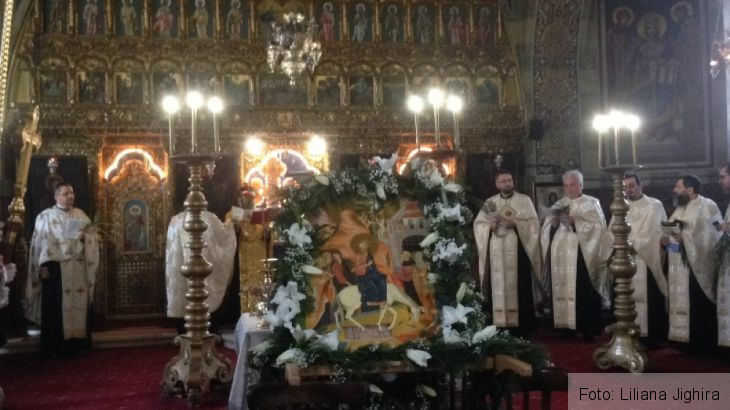 procesiune Florii Biserica Sf. Nicolae (5)_249723.JPG