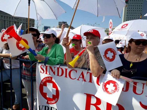 sanitas protest6_250811.jpg