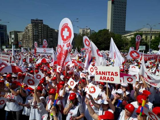sanitas protest8_250810.jpg
