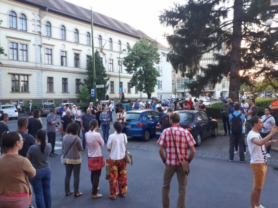 Proteste după anunțul CCR, inclusiv la BRAȘOV (FOTO) 4 WhatsApp Image 2018-05-30 at 20.10.26_252207.jpeg