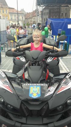 BRAȘOV. Distracția de pe „Tărâmul Minunilor” a fost mai scurtă, dar intensă 6 0_252678.jpg