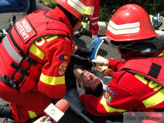 BRAȘOV. EXERCIȚIU ISU la Maternitate - gestionarea unei situații de urgență generată de un cutremur de 7.2 pe scara Richter - GALERIE FOTO 5 5_252789.jpg