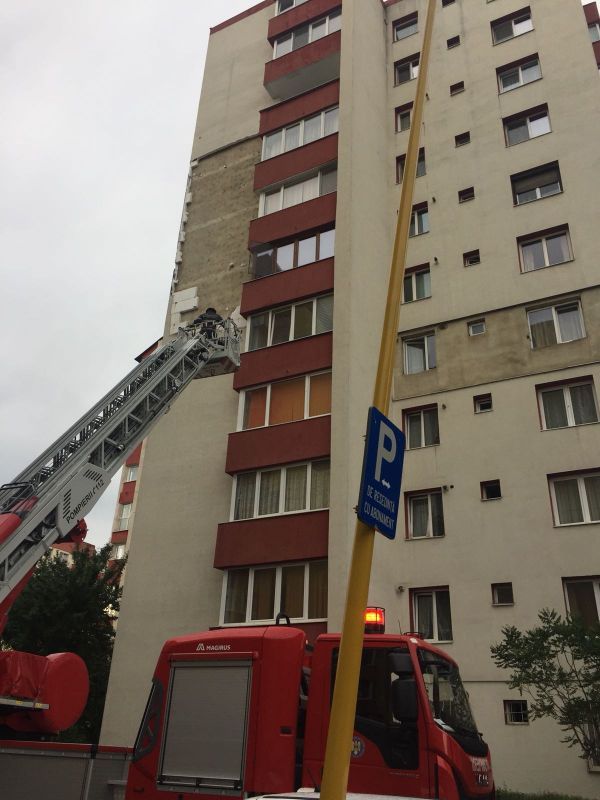 FURTUNI. Un bărbat a murit lovit de fulger, în Satu Mare! La BRAȘOV s-au inundat subsolurile unor blocuri 2 img-20180602-wa0022.jpg