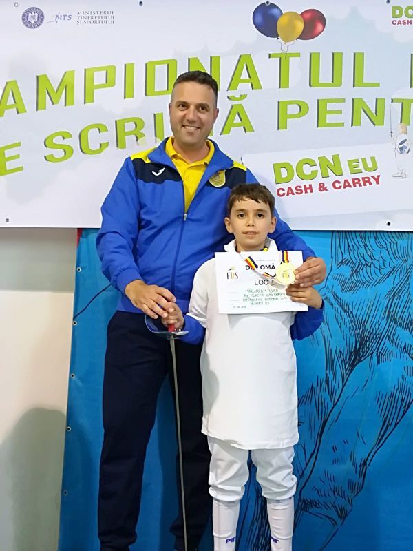 BRAȘOV. „Aur” pentru Corona la Naționalele de scrimă pentru copii. Luca Mărginean, campion la sabie 2 lucamarginean.jpg