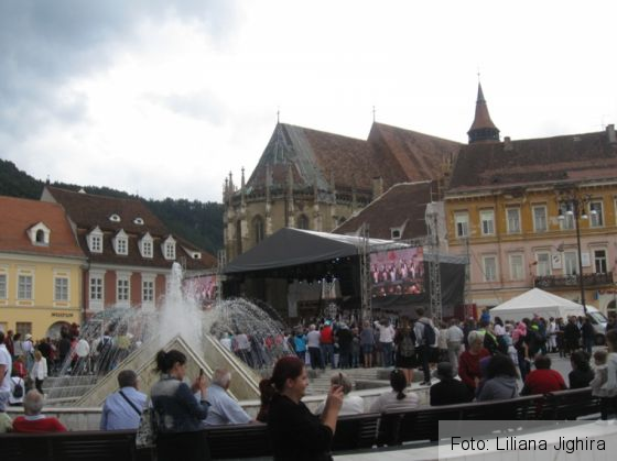 targ-mesteri-ii-Piata-Sfatului (1)_253290.JPG