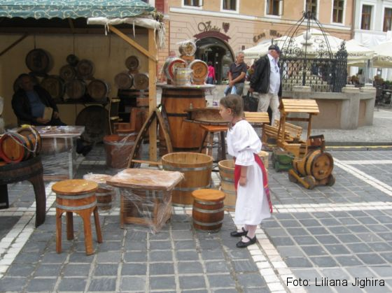 targ-mesteri-ii-Piata-Sfatului (6)_253293.JPG