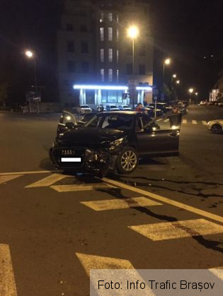 BRAȘOV. Accident cu trei victime, provocat de un taximetrist (FOTO) 3 accident taxi 3_254676.jpg