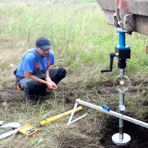 BRAȘOV. Aeroportul a intrat iar în șantier 2 studii-geo.jpg