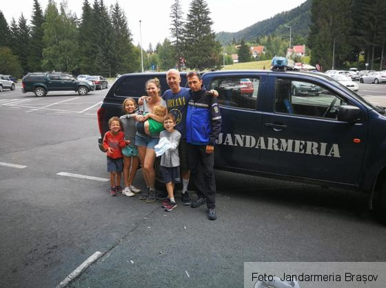 turisti salvati 3_255645.jpg