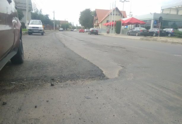 BRAȘOV. Coșmarul numit DN 73: grafic de lucrări nerespectat, noi promisiuni 3 DN 73 rasnov3_256877.jpg