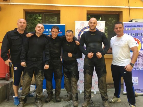 Polițiștii din IPJ BRAȘOV, la competiţia „Cupa structurilor speciale de intervenţie - ediţia 2018”. GALERIE FOTO 4 IMG-20180916-WA0000_256966.jpg