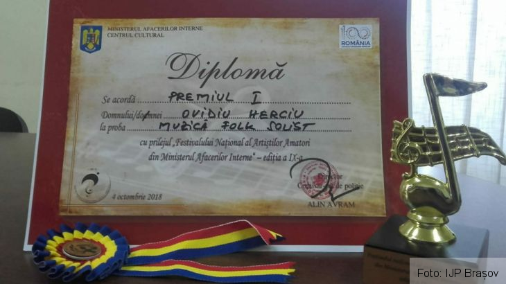 Polițist brașovean, cel mai bun solist folk în Ministerul de Interne 3 IMG-20181011-WA0002_258078.jpg