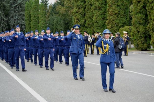 BRAȘOV. 159 de noi studenţi militari 4 academia1_259195.jpg