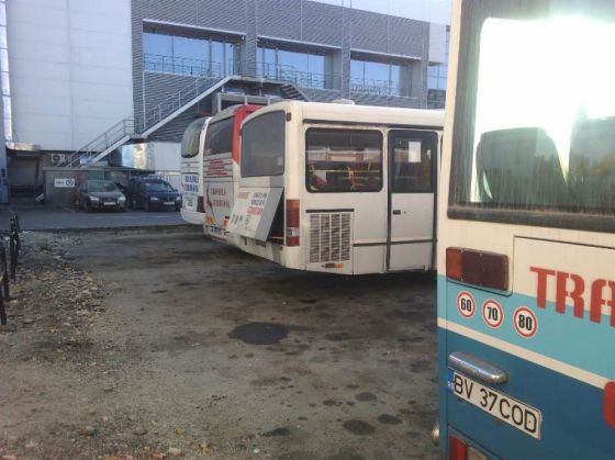 autogara-Brasov-autobuze-transport (4)_259211.JPG
