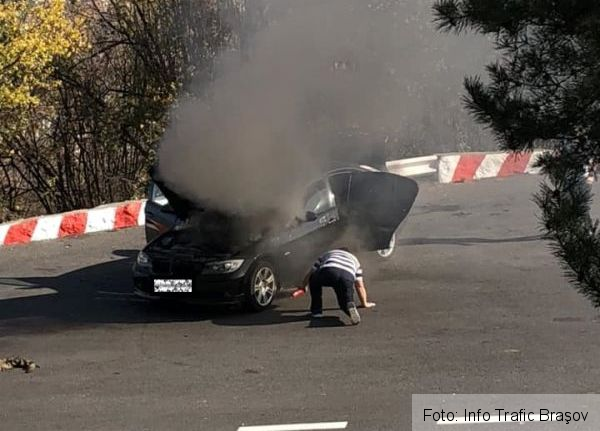 BRAȘOV. Un autoturism a luat foc, la Belvedere (FOTO) 2 autoturismbelvedere.jpg