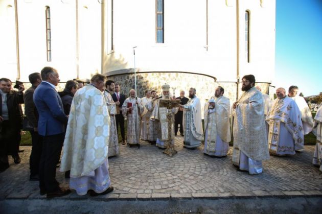 biserica Triaj4_258299.jpg