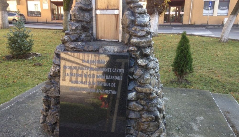 BRAŞOV. Brigada 2 VM are cei mai mulţi militari căzuţi în teatrele de operaţii 2 img-3147.jpg