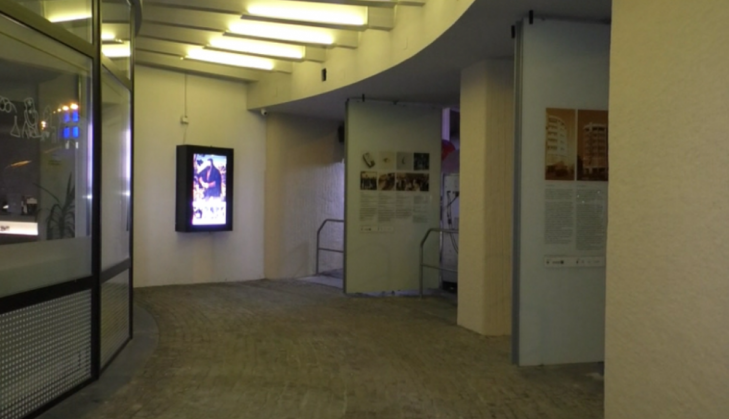 BRAȘOV. Oficialii județului s-au întâlnit „în colț” la Modarom pentru a inaugura o expoziție inedită 2 modarom_portic_259407.png