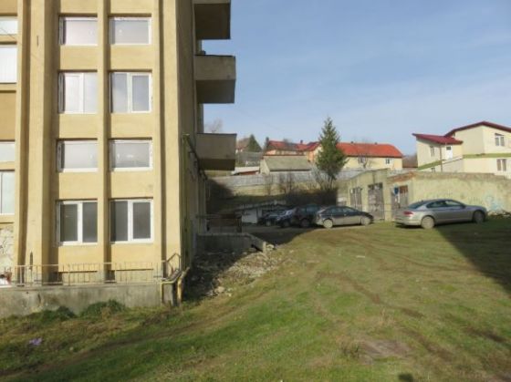 BRAŞOV. Peste 25 de milioane de lei pentru reabilitarea Spitalului din Zărneşti şi pentru un parc la Victoria 3 zarnesti spital 2_259123.jpg