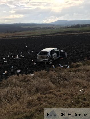 Accident cu trei victime rănite grav, în județul Mureș (FOTO) 2 IMG-20181211-WA0004_261014.jpg