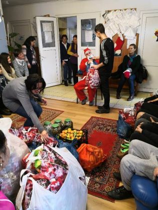 Sacul-Mos-Craciun (2)_261072.jpeg