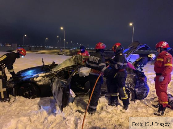 BRAȘOV. Accident pe Ocolitoare, la ieșire spre Ghimbav. Update: Patru persoane transportate la spital 2 IMG-20190112-WA0003_262193.jpg