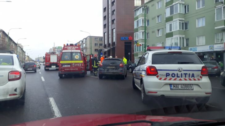 Update: BRAȘOV. Dosar penal în urma accidentului de pe Bulevardul 15 Noiembrie (FOTO) 2 IMG-20190125-WA0010_262756.jpg
