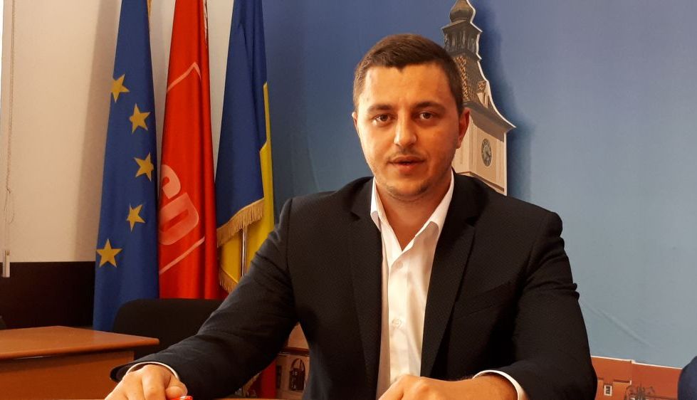 BRAŞOV. Staţiile de încărcare a maşinilor electrice vor fi mai bine evidenţiate 2 silviu-achim.jpg