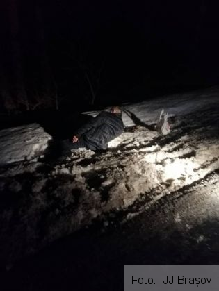 BRAȘOV. Îngerii săi păzitori au purtat uniformă de jandarm 2 barbat salvat 2_264036.jpg