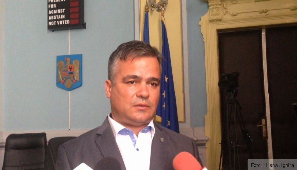 BRAŞOV. Acuzaţiile social-democratului Radu Mitric la adresa liberalului Adrian Veştea și răspunsul acestuia 2 vestea_19.jpg