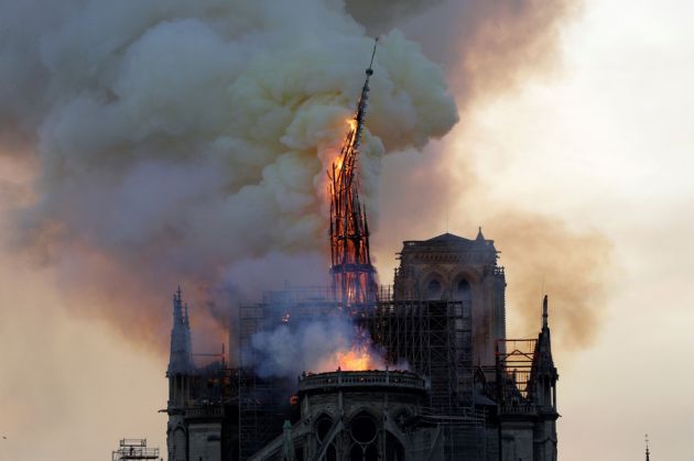 Update. Structura catedralei Notre Dame a fost salvată 2 Notre Dame_265774.jpg