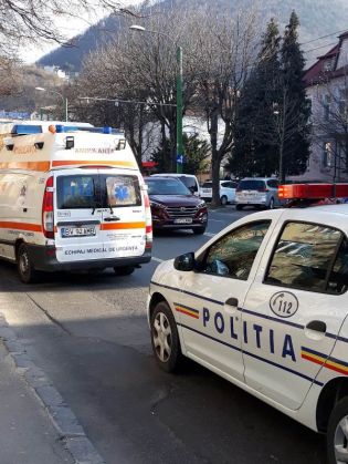 Update BRAŞOV. Pieton accidentat pe Castanilor! 3 accident1_266461.jpeg