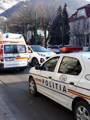 Update BRAŞOV. Pieton accidentat pe Castanilor! 2 accident4_266460.jpeg