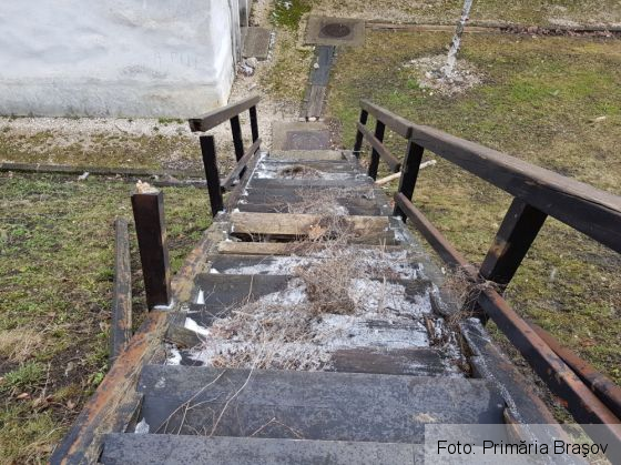 BRAŞOV. Lucrări de reparaţii la zidurile şi fortificaţiile urbei. GALERIE FOTO 8 IMG-20190515-WA0012_267135.jpg