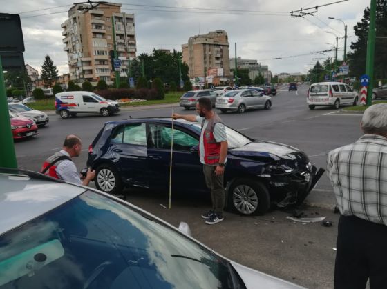 BRAȘOV. Accident la Făget! Update: Șoferul care a provocat evenimentul rutier a fost transportat la spital 4 IMG-20190529-WA0022_267758.jpg