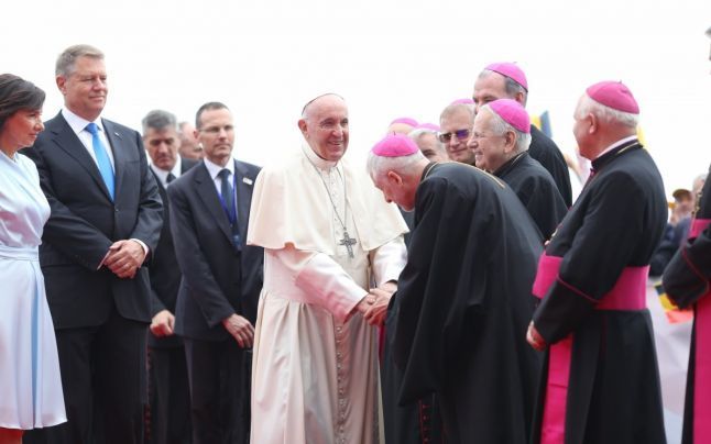 Vizită istorică. Papa Francisc a sosit în România (Galerie Foto) 4 papafranciscromania5.jpg