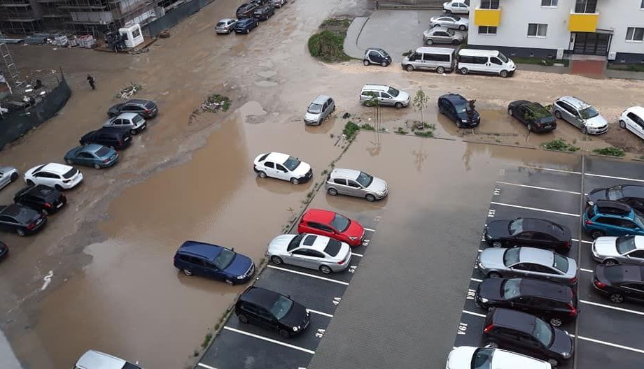 BRAŞOV. Cartierul Tractorul, sub APE!!! Galerie foto... 3 tractorul_2.jpg