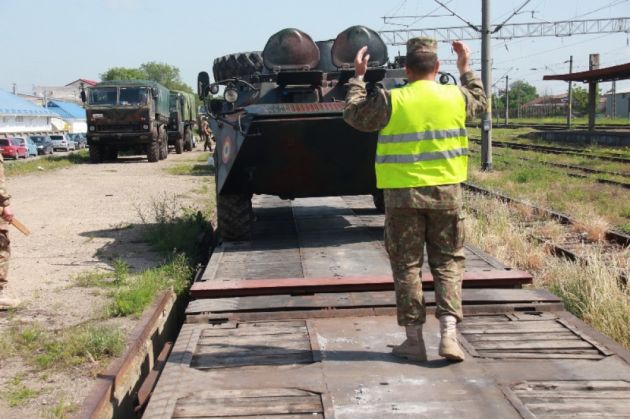 afluire-militari4_267954.jpeg